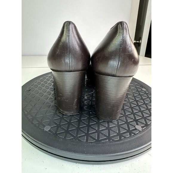 Bottega Veneta Brown Leather Square Toe Intrecciato Pumps Size 10B Interaction - Picture 4 of 10